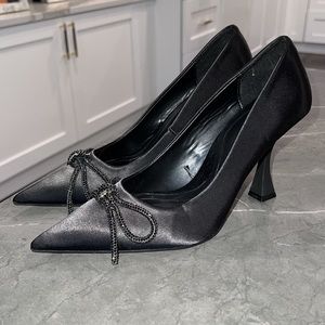 Satin black Zara shoes with black rhinestones bows on the front